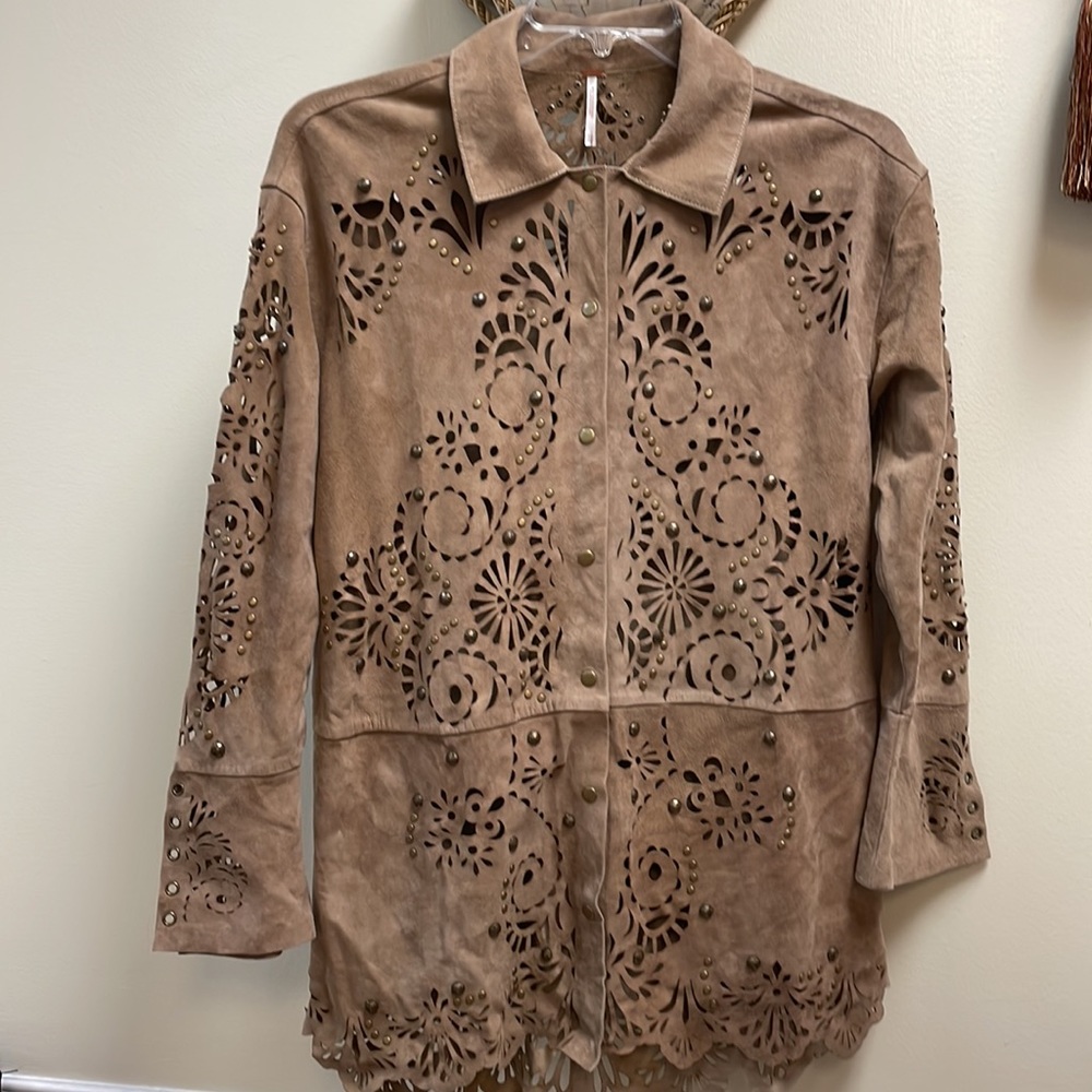 New Women’s Bali Star Studded Suede Top By Free People!!🔥🔥🔥 - Picture 6 of 13